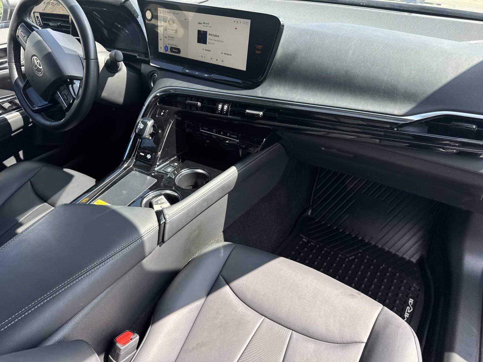 Used 2024 Toyota Mirai w/ Advanced Technology Package image 26