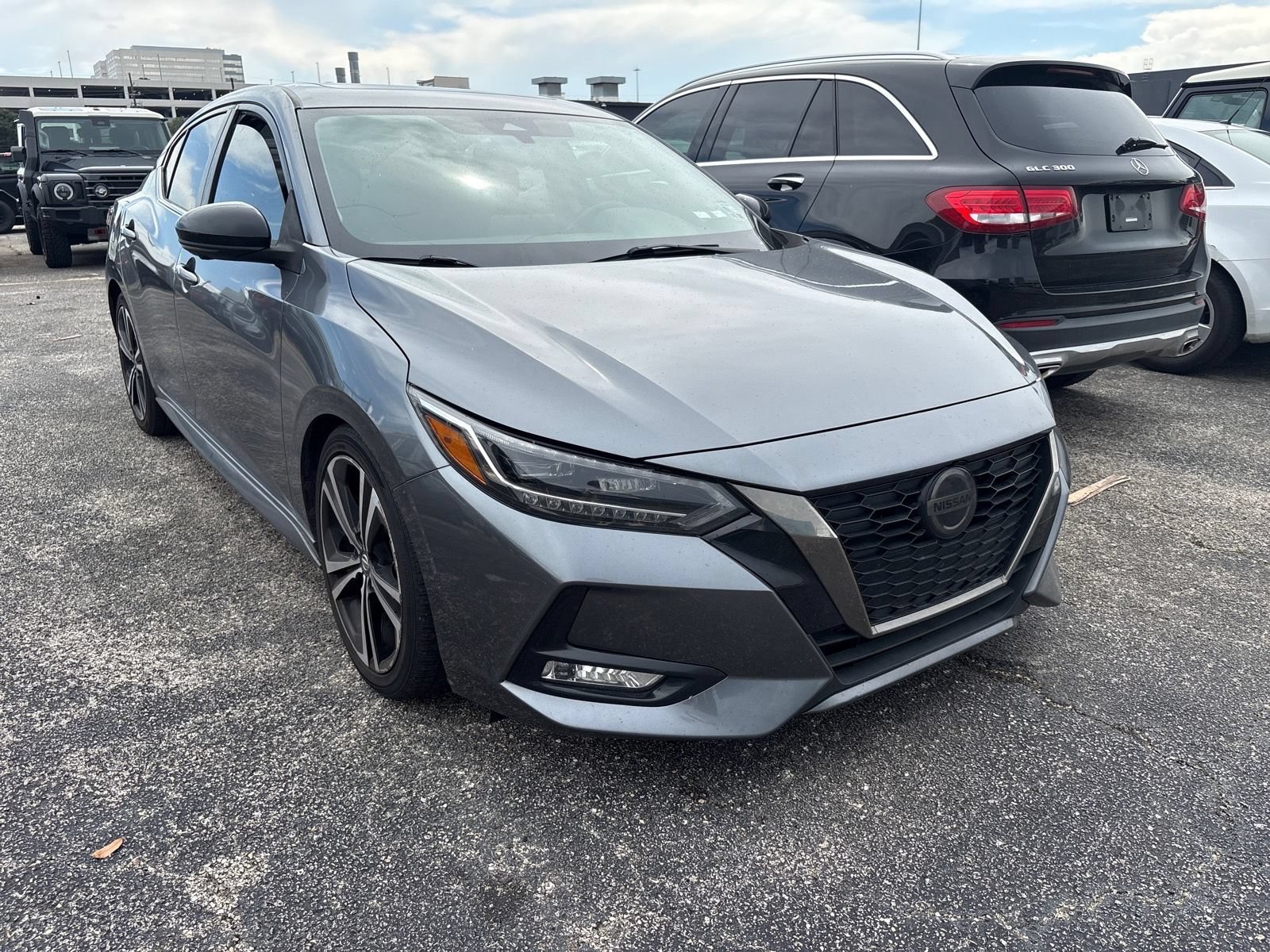Used 2020 Nissan Sentra SR w/ Premium Package FWD image 1