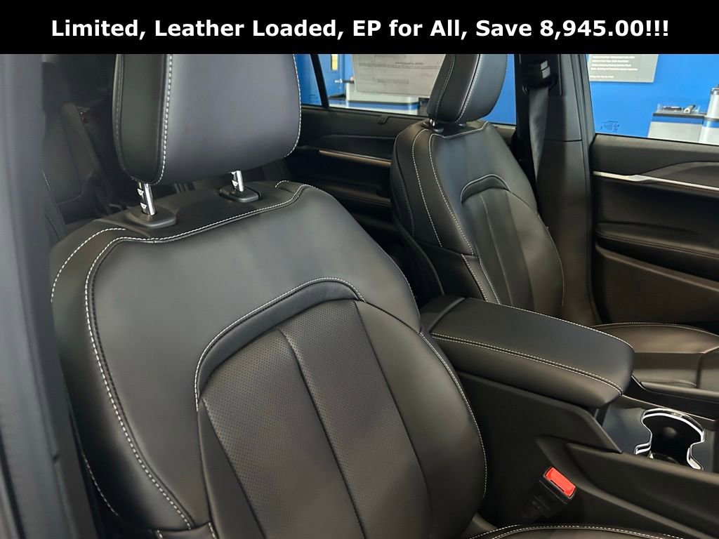 New 2025 Jeep Grand Cherokee L Limited w/ Luxury Tech Group II image 18