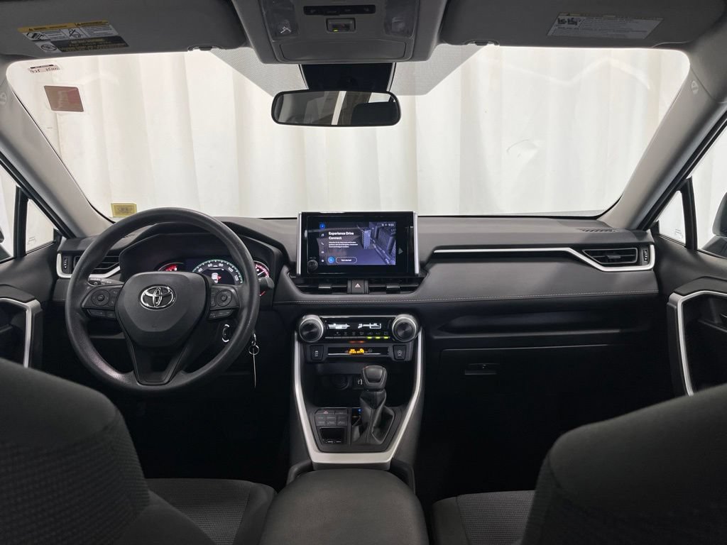 Used 2024 Toyota RAV4 LE AWD/4WD image 9