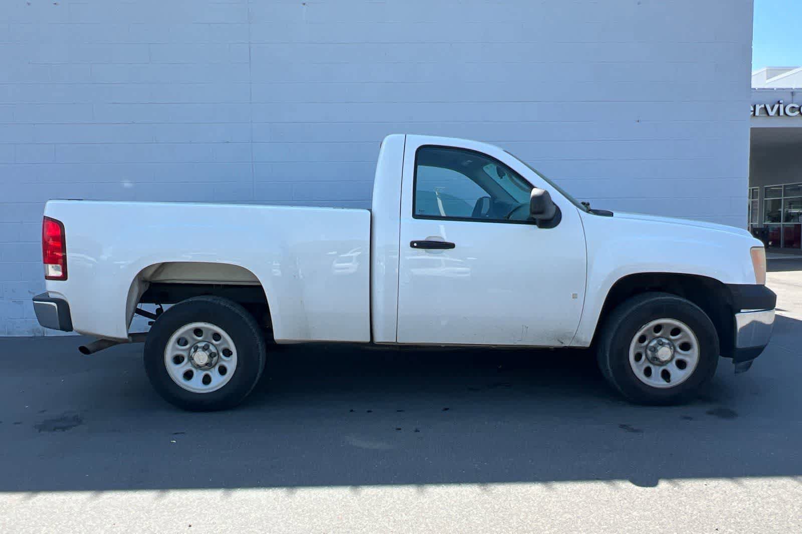 Used 2008 GMC Sierra 1500 W/T image 9