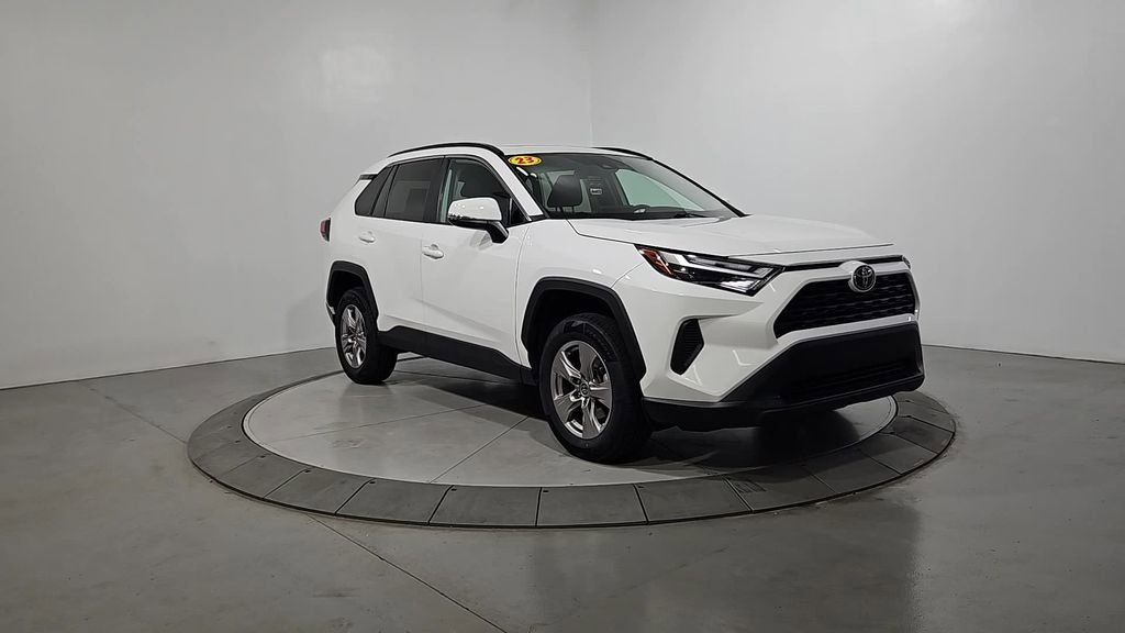 Used 2023 Toyota RAV4 XLE w/ Convenience Package FWD image 8