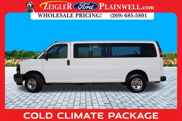 Used 2023 GMC Savana 3500 LT w/ LT Preferred Equipment Group image 2