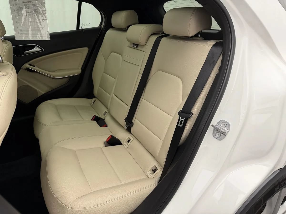 Used 2018 Mercedes-Benz GLA 250 4MATIC image 27