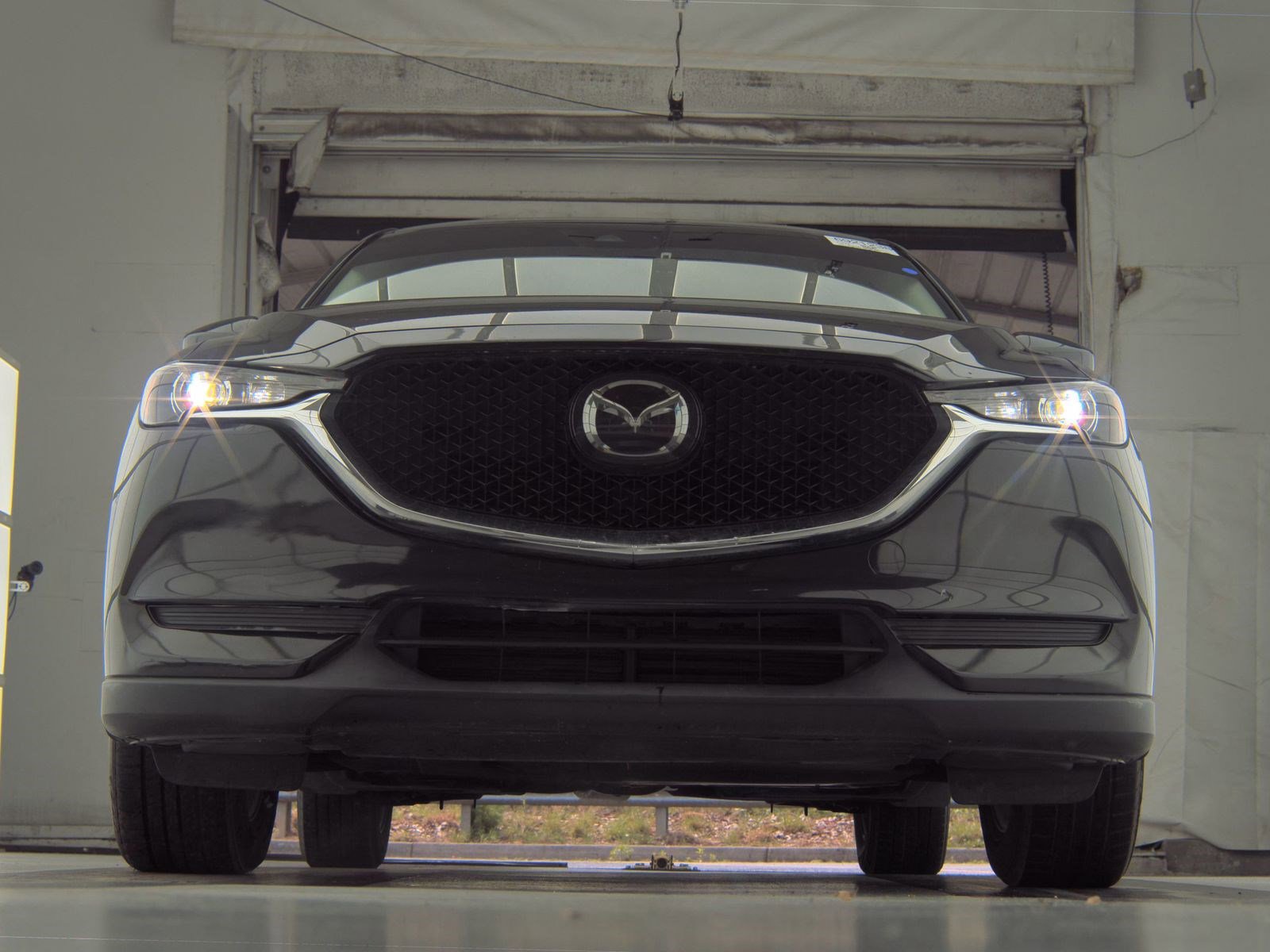 Used 2021 MAZDA CX-5 Touring FWD image 4