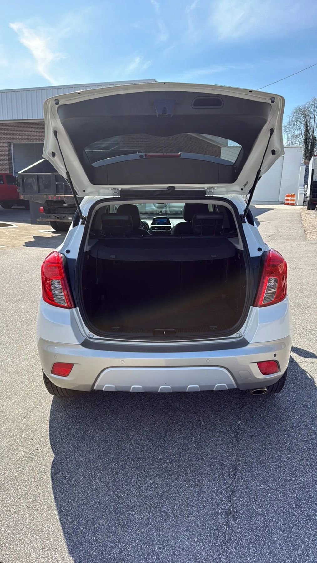 Used 2015 Buick Encore Premium w/ Experience Buick Package image 12
