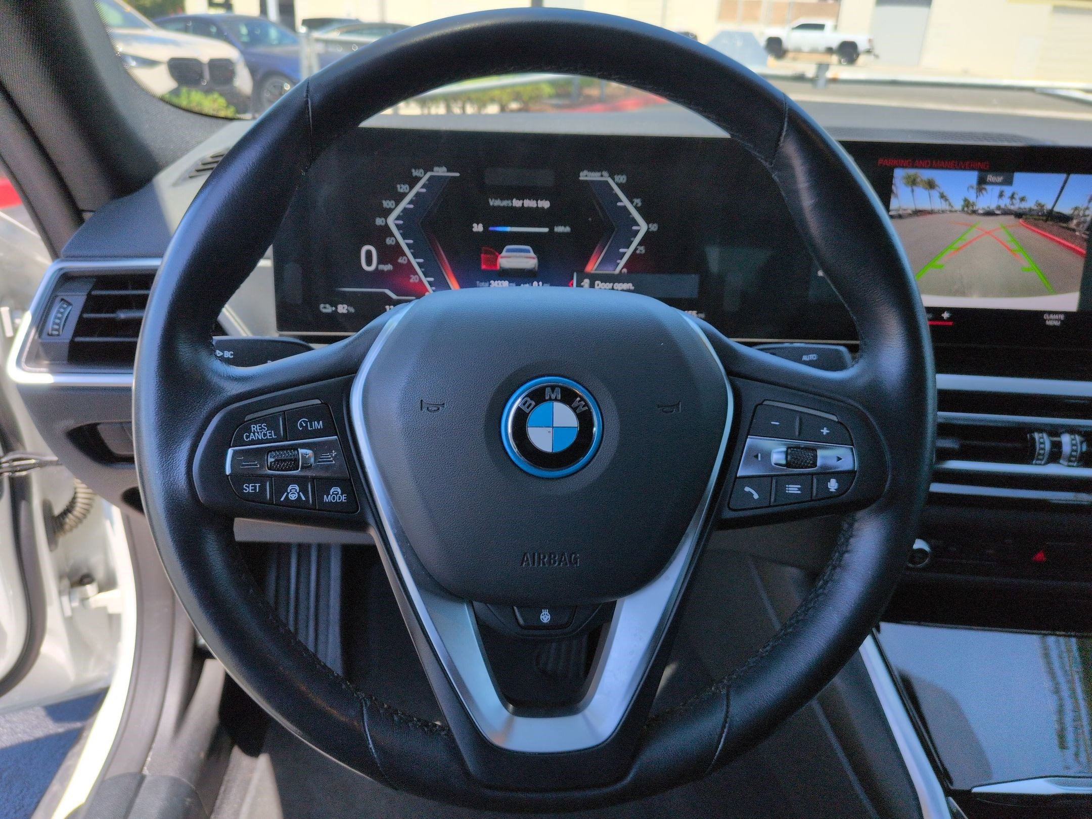 Used 2023 BMW i4 eDrive40 RWD image 18