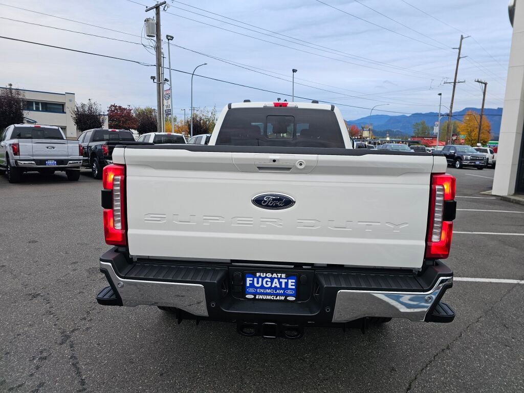 New 2026 Ford F350 Lariat w/ FX4 Off-Road Package image 4