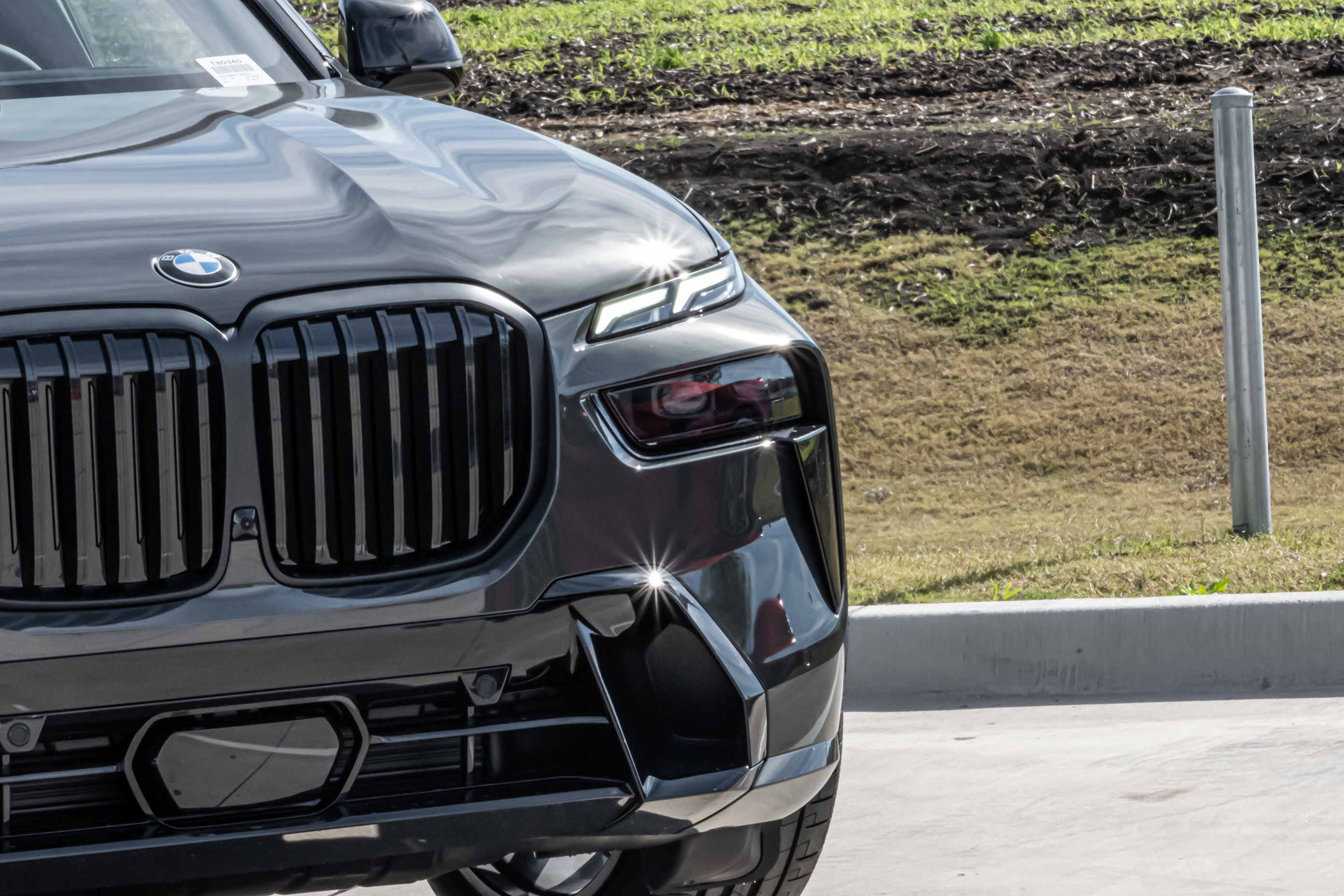 New 2026 BMW X7 xDrive40i w/ M Sport Package image 7