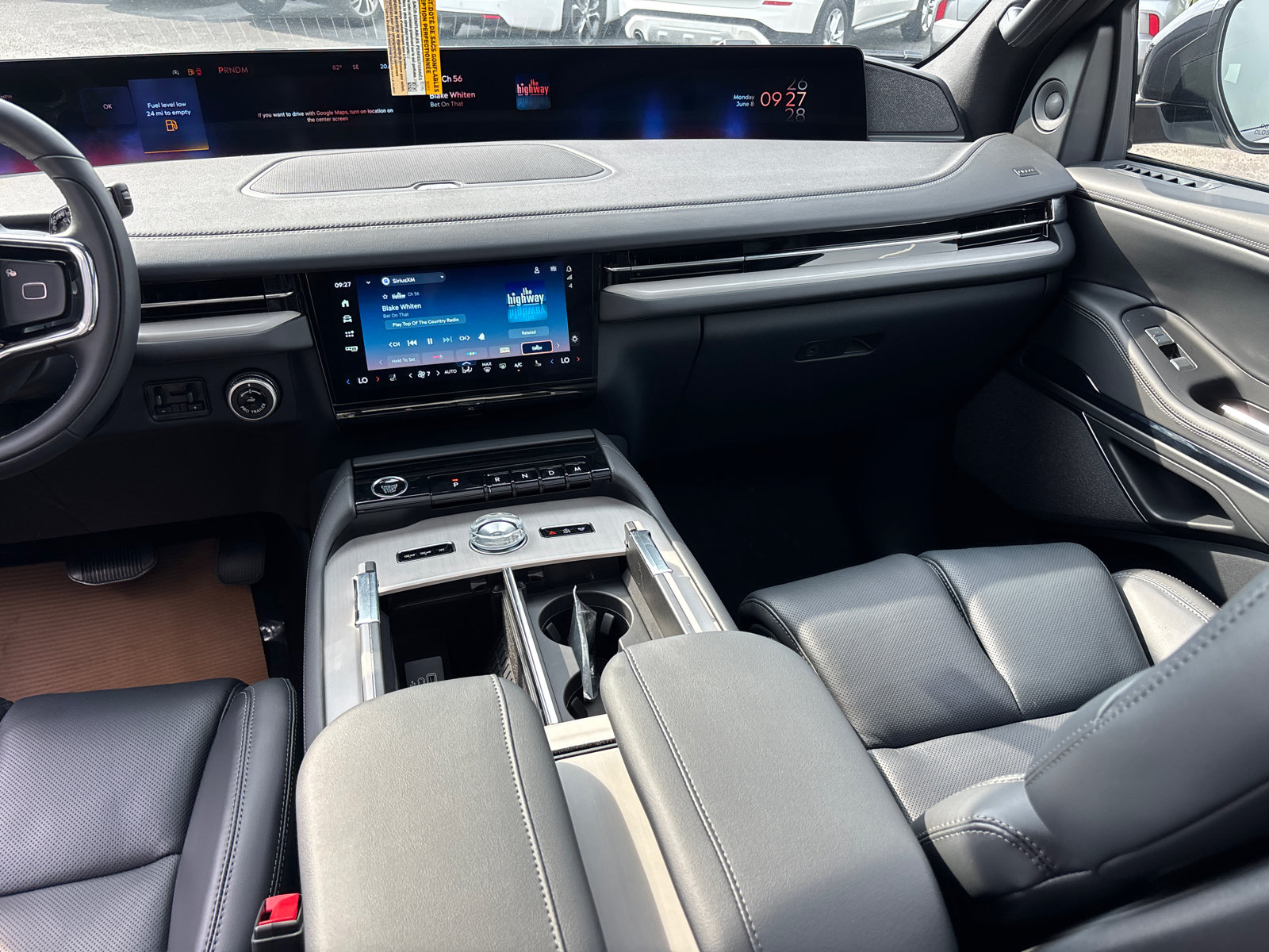 New 2026 Lincoln Navigator Reserve w/ Jet Appearance Package AWD/4WD image 31