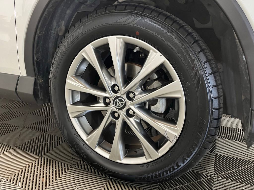 Used 2017 Toyota RAV4 Limited w/ Advanced Technology Package image 3