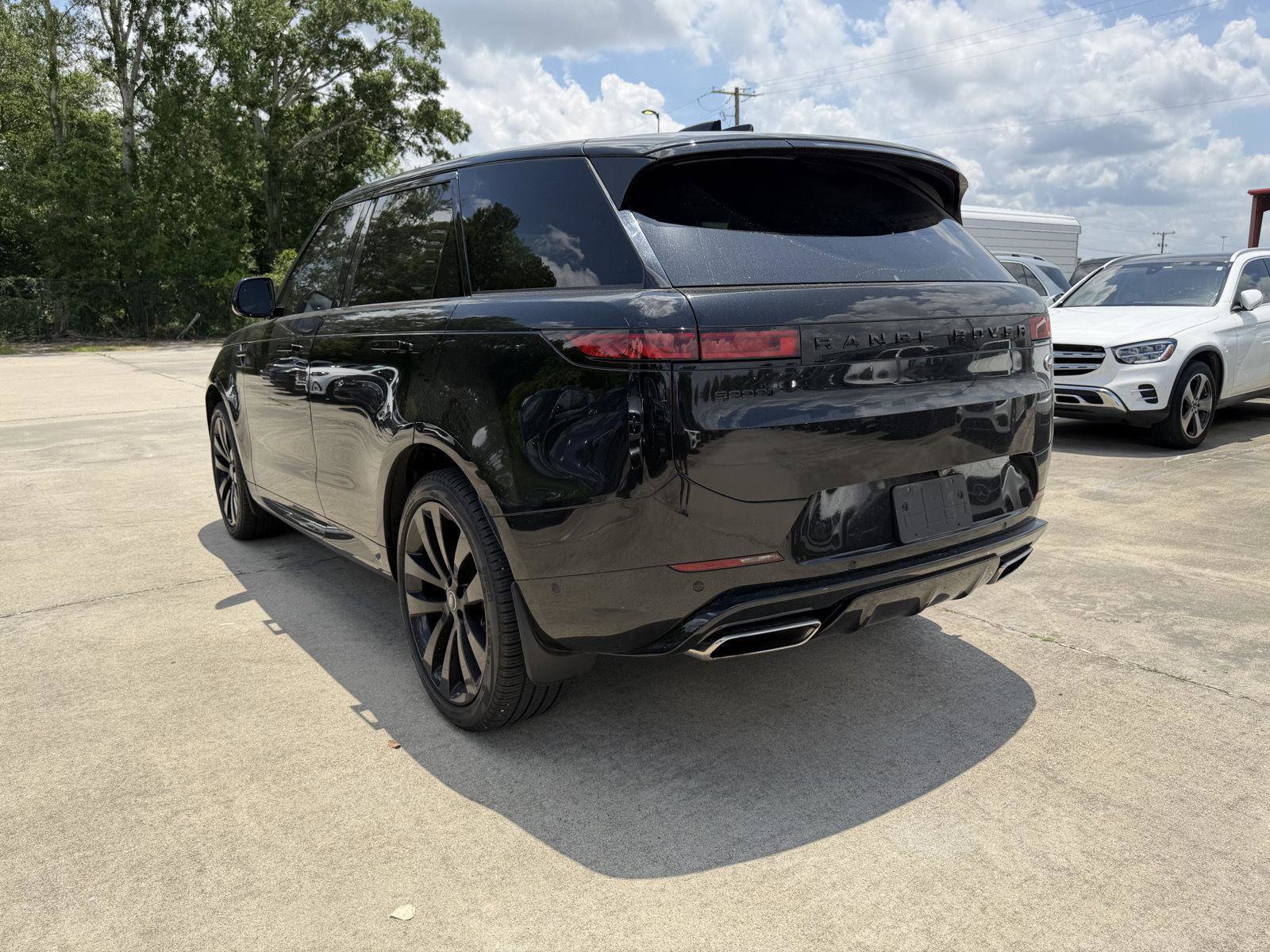 Used 2023 Land Rover Range Rover Sport SE Dynamic AWD/4WD image 19
