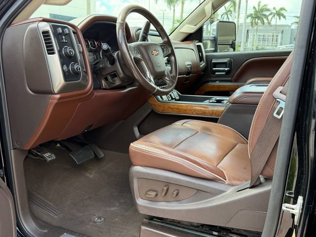 Used 2019 Chevrolet Silverado 2500 High Country w/ Duramax Plus Package AWD/4WD image 14