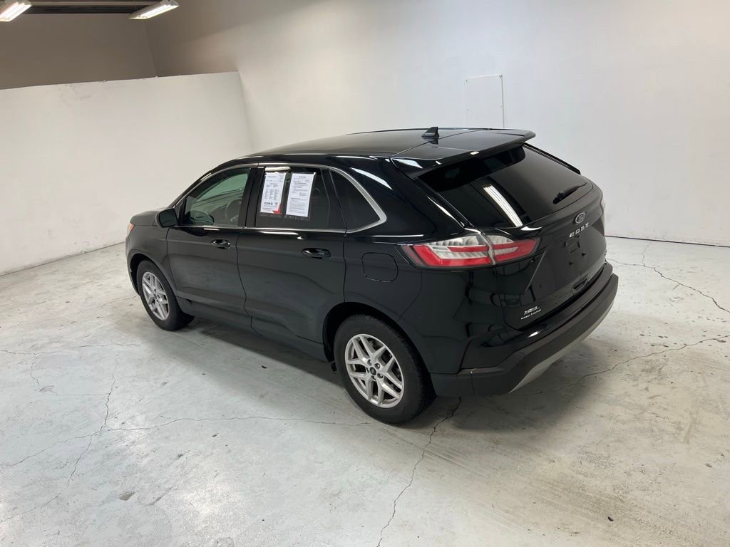 Used 2023 Ford Edge SEL image 5