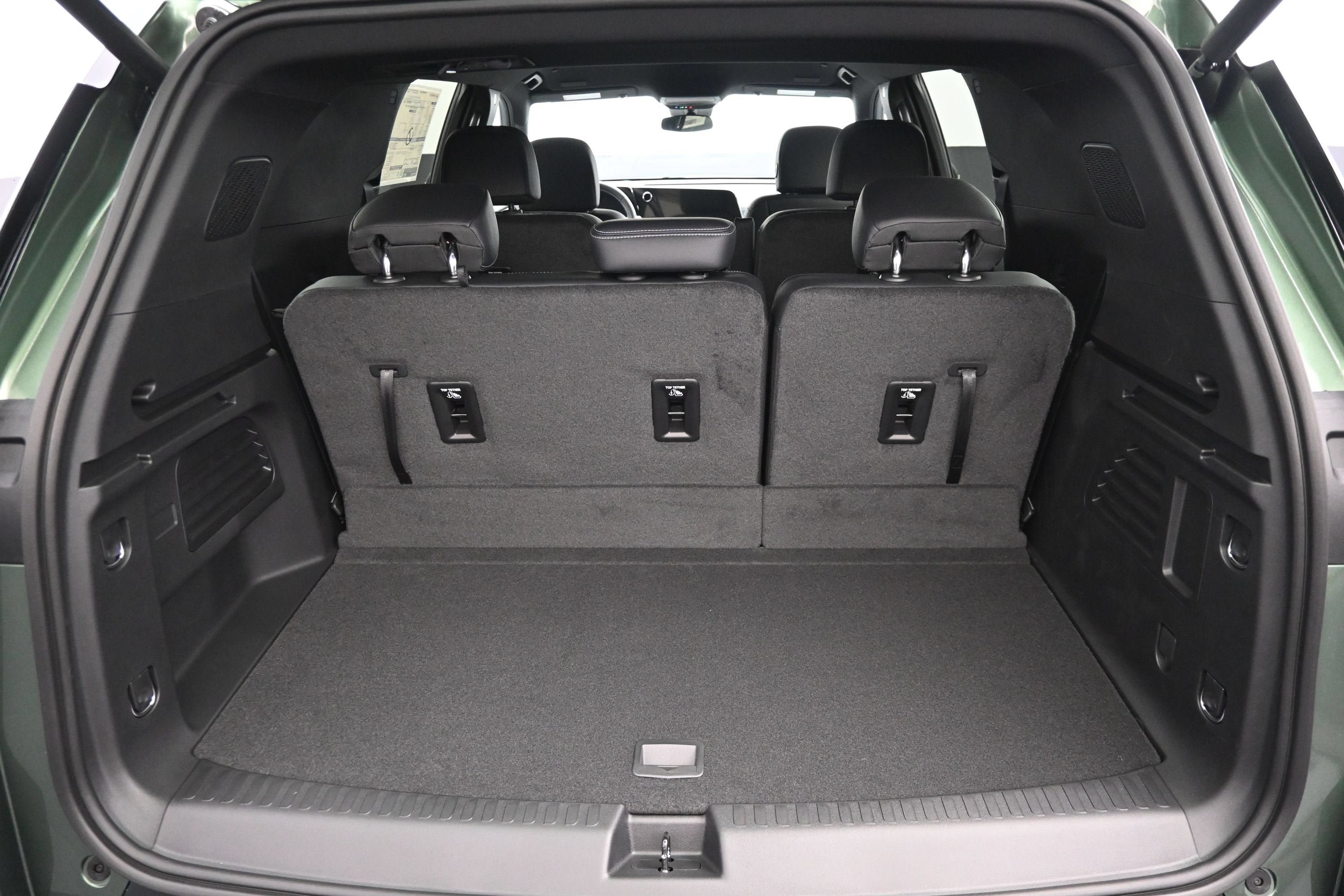 New 2027 Chevrolet Traverse LT w/ Midnight/Sport Edition AWD/4WD image 32