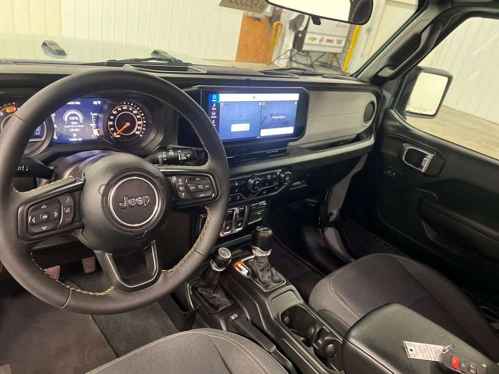 Used 2024 Jeep Wrangler Sport S image 17