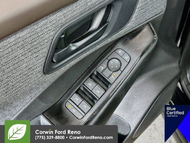 Used 2023 Nissan Rogue S AWD/4WD image 21