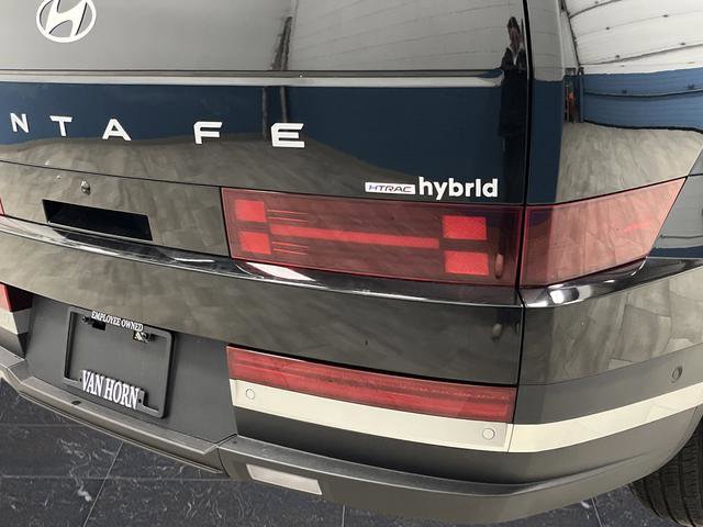 Used 2024 Hyundai Santa Fe Limited image 38