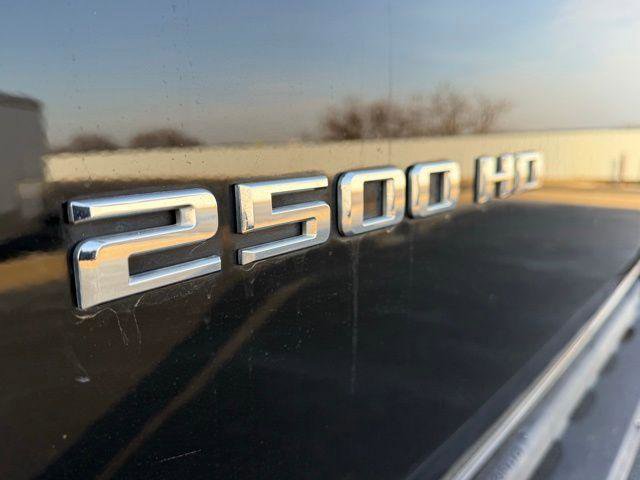 Used 2022 Chevrolet Silverado 2500 Custom w/ Gooseneck/5TH Wheel Package AWD/4WD image 20