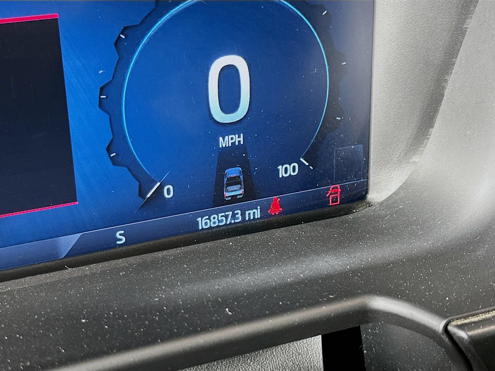 Used 2025 Ford F350 Platinum AWD/4WD image 13