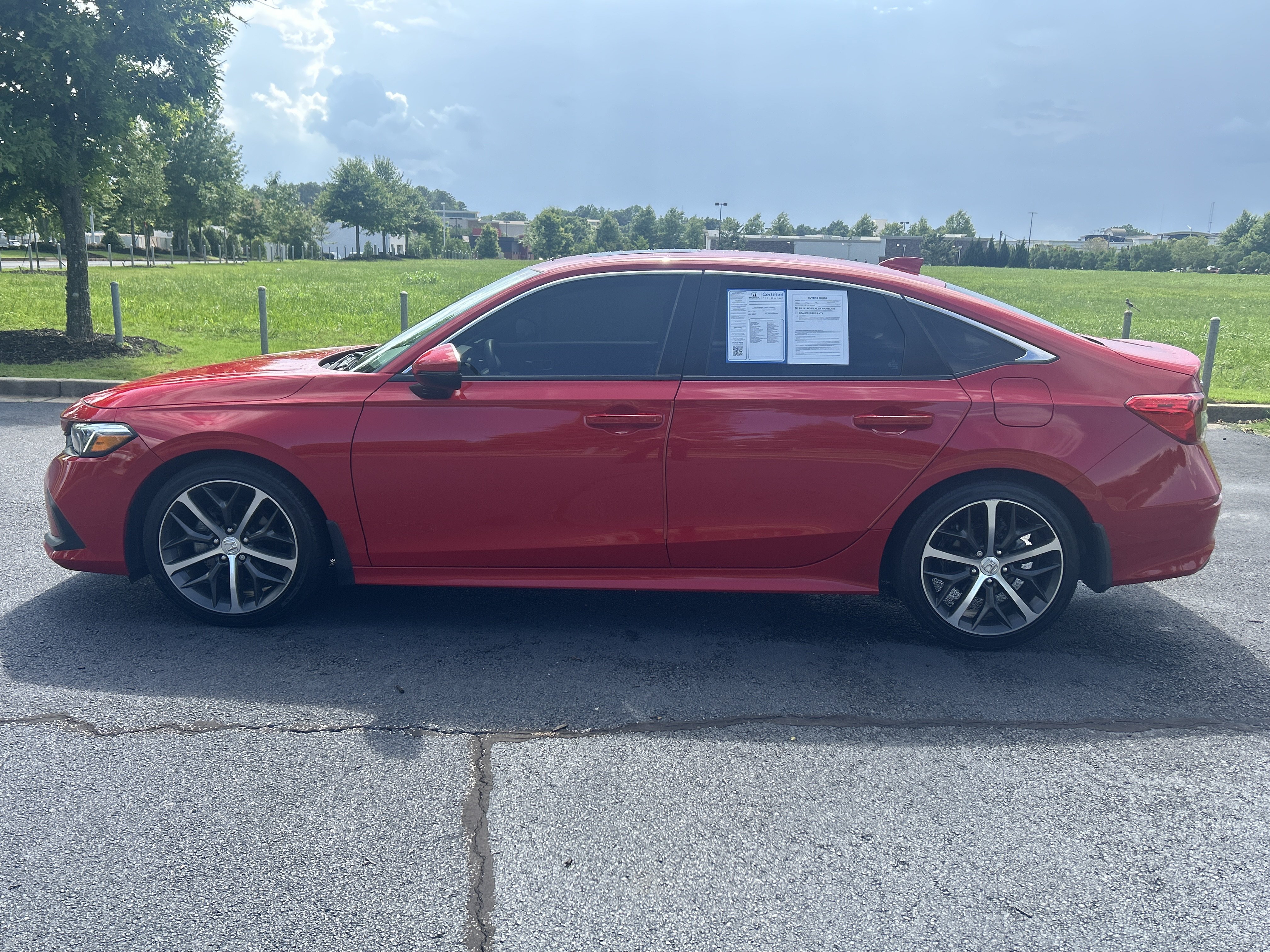 Used 2022 Honda Civic Touring image 6