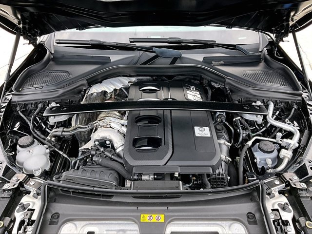 Used 2024 Mercedes-Benz GLC 43 AMG 4MATIC image 11