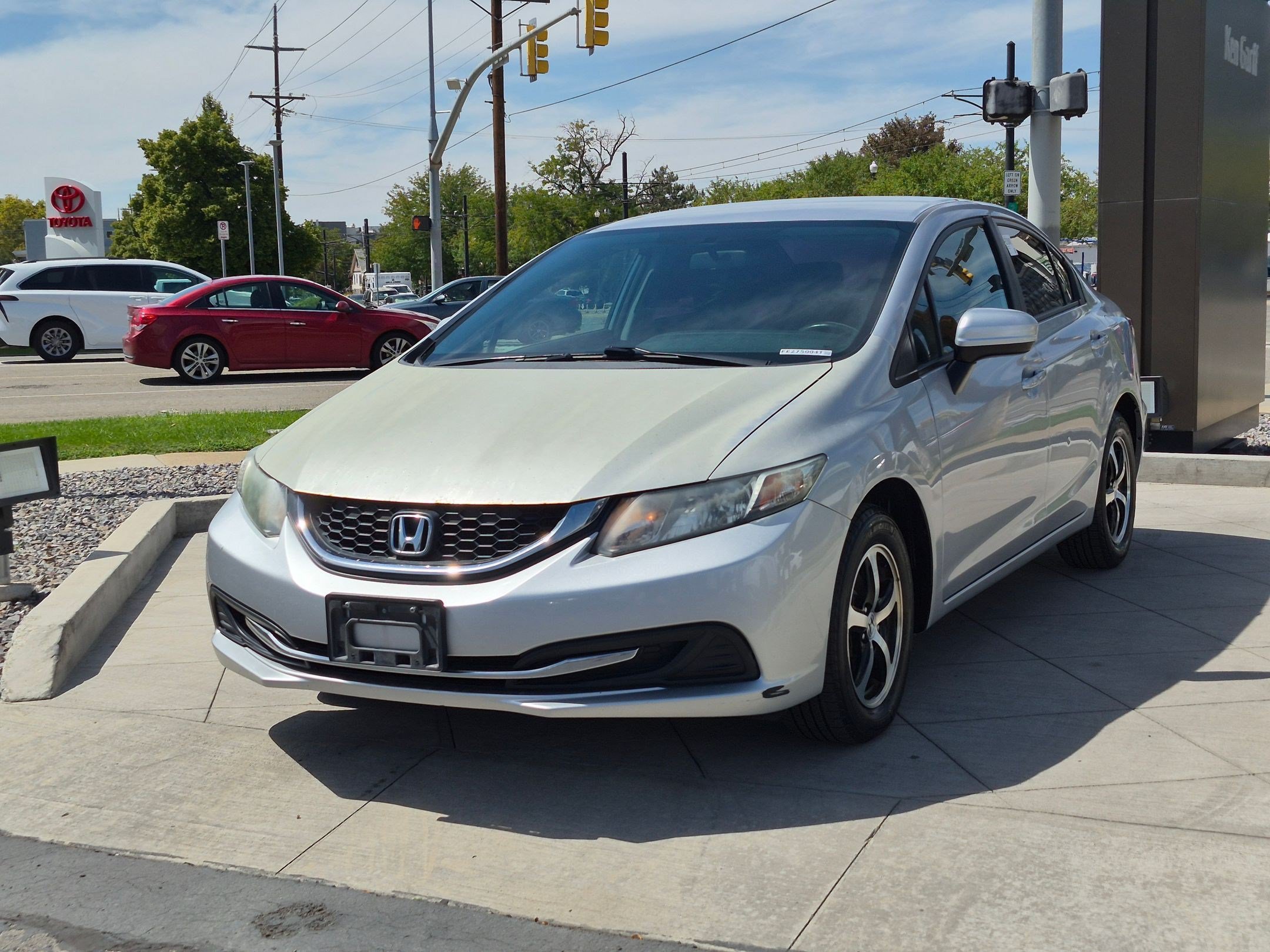Used 2015 Honda Civic SE image 9