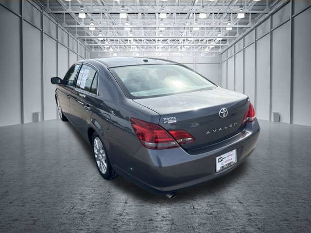 Used 2010 Toyota Avalon XLS FWD image 3