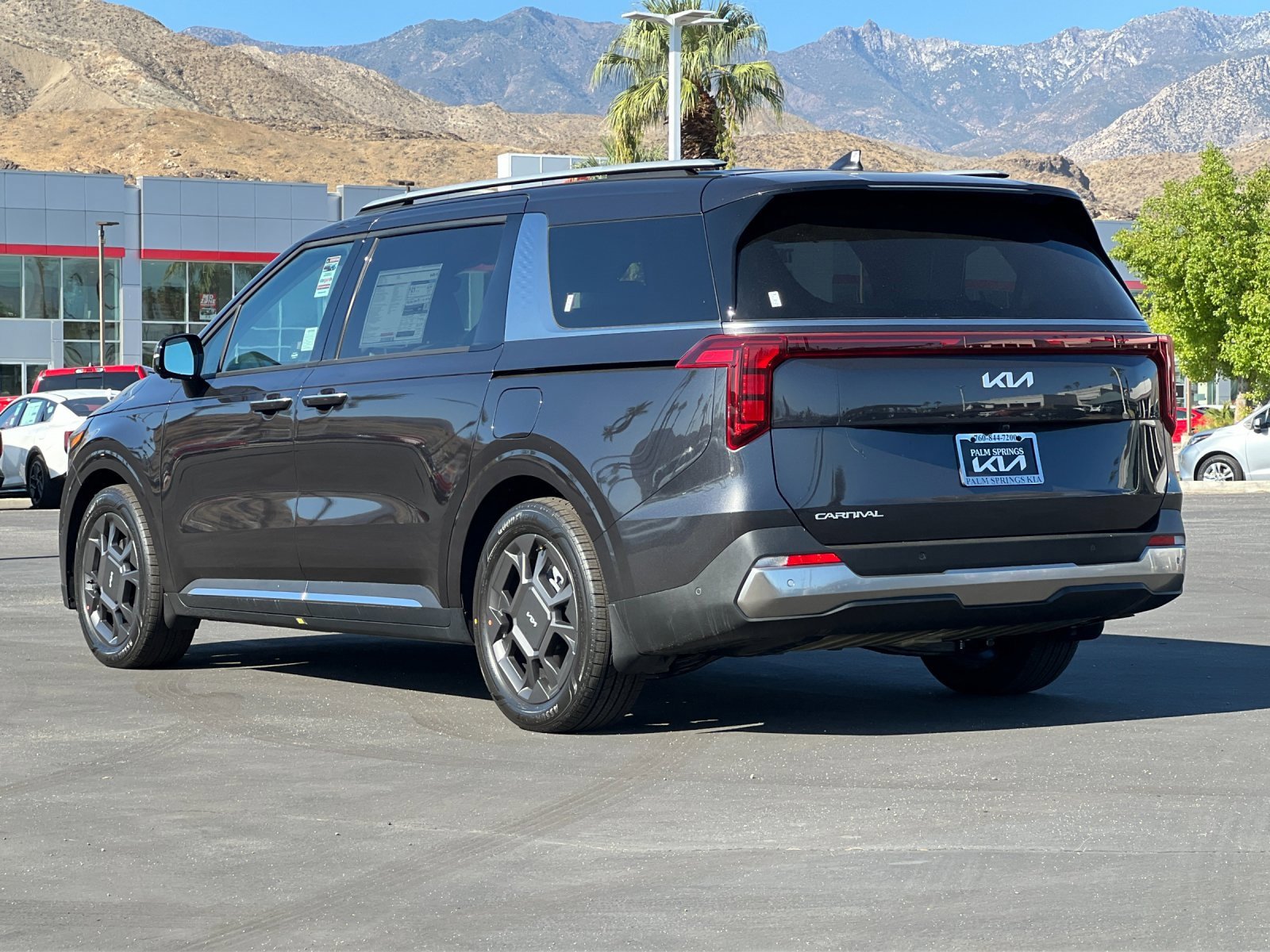 New 2026 Kia Carnival SX image 5