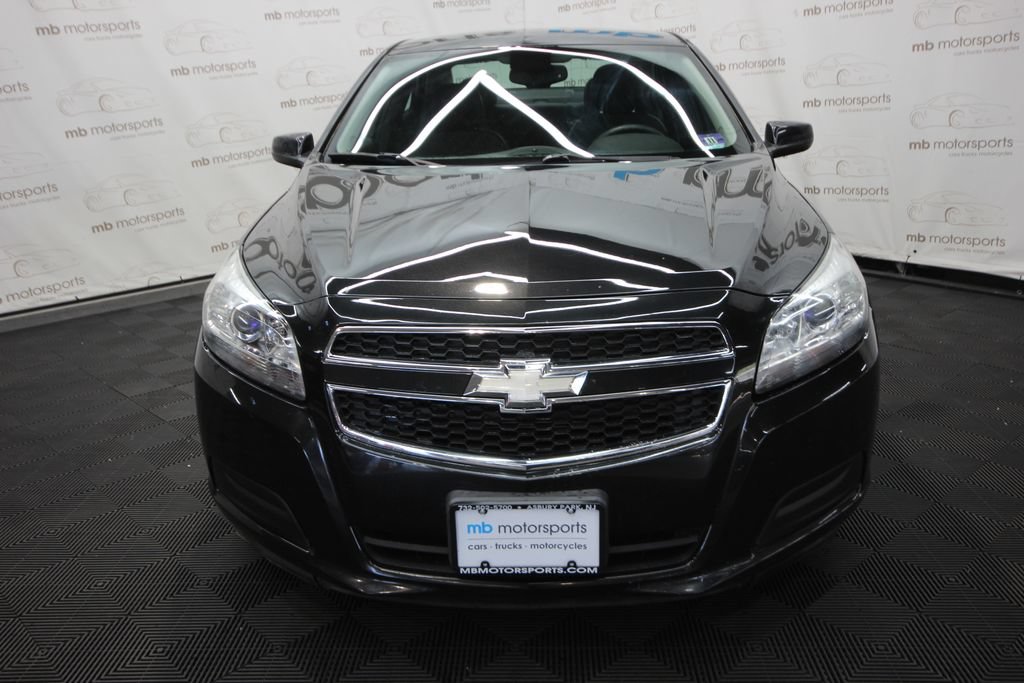Used 2013 Chevrolet Malibu Eco w/ Power Convenience Package FWD image 10