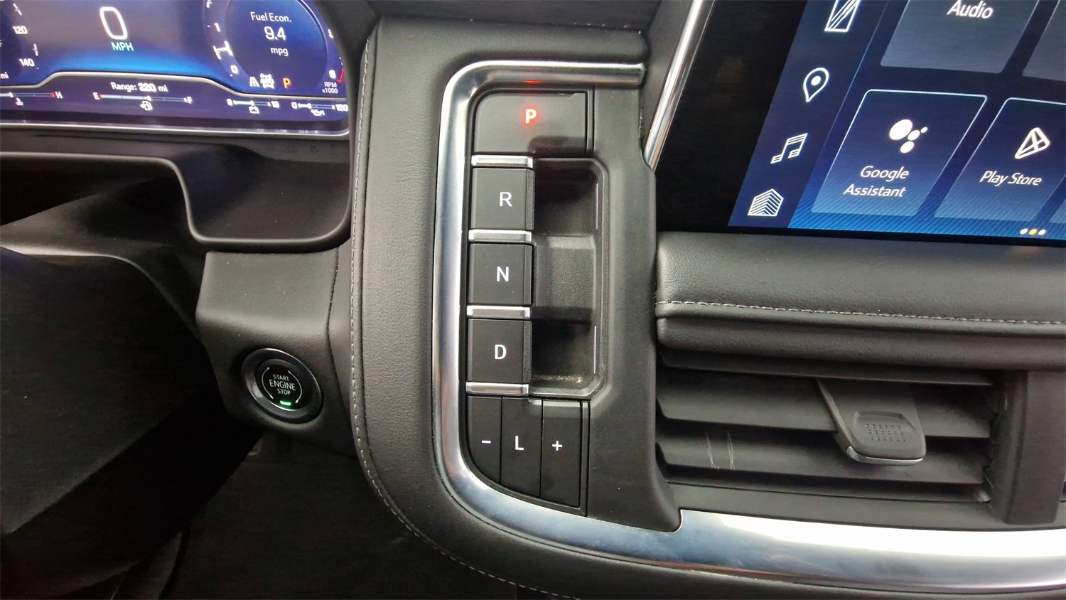 Used 2023 Chevrolet Suburban LT image 20