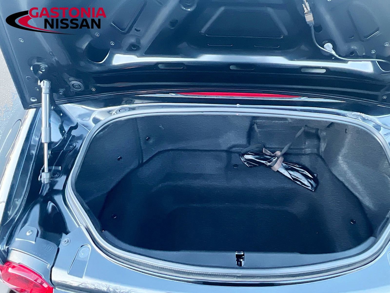 Used 2018 MAZDA MX-5 Miata Grand Touring image 32