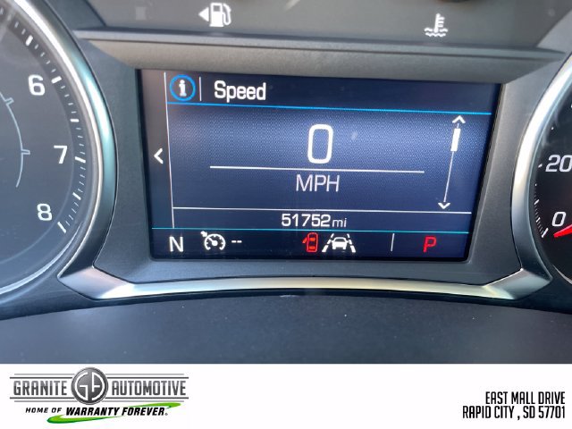 Used 2024 GMC Terrain SLE AWD/4WD image 17