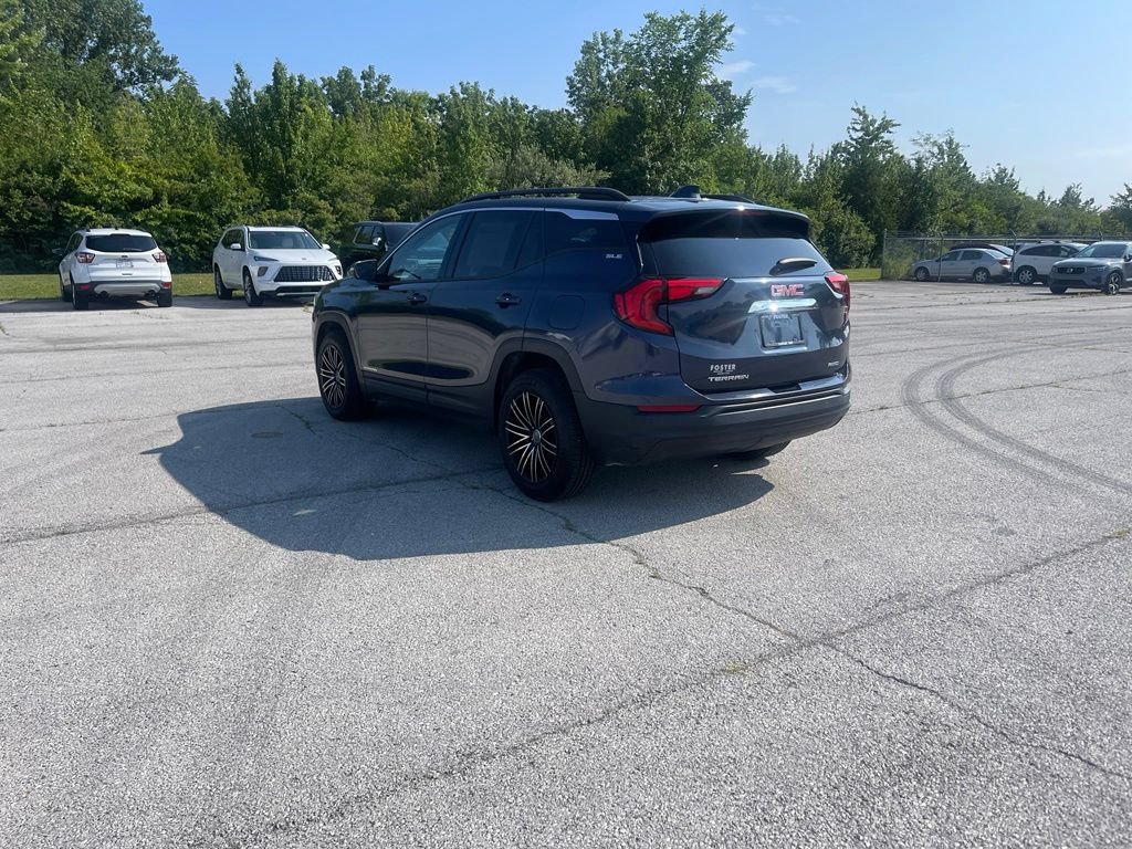 Used 2018 GMC Terrain SLE w/ Driver Convenience Package AWD/4WD image 3