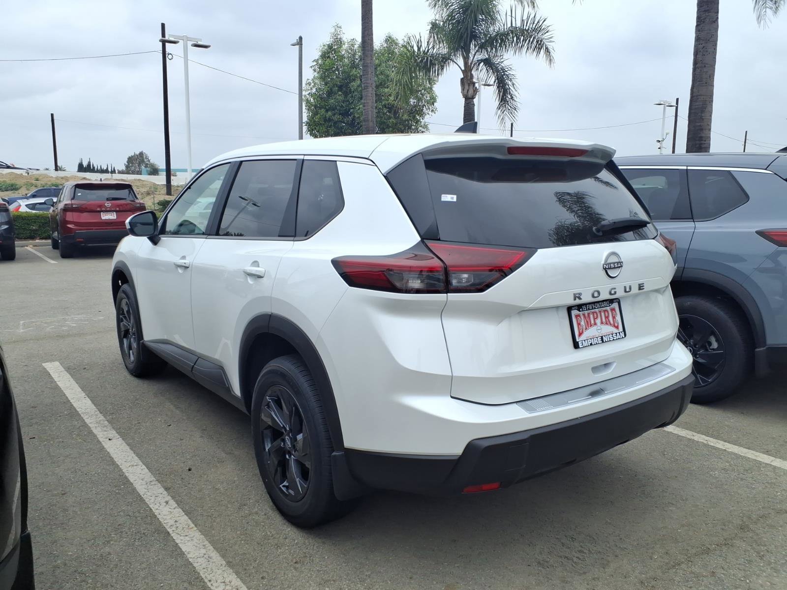New 2026 Nissan Rogue SV FWD image 10