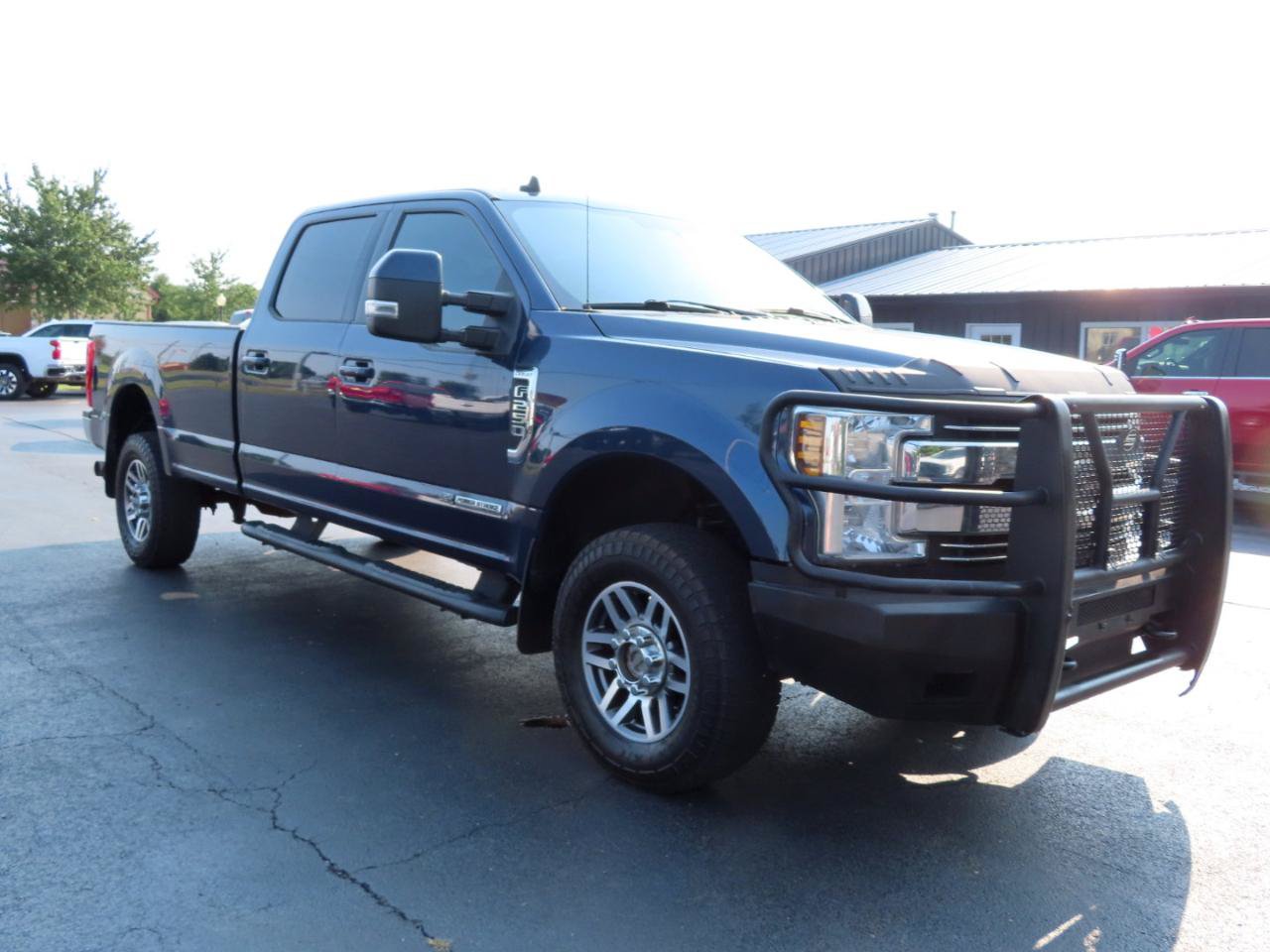Used 2019 Ford F250 Lariat w/ FX4 Off-Road Package AWD/4WD image 8