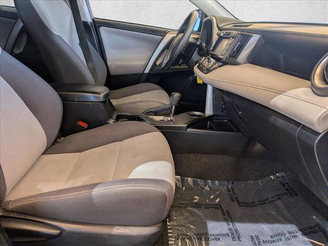 Used 2015 Toyota RAV4 XLE AWD/4WD image 21