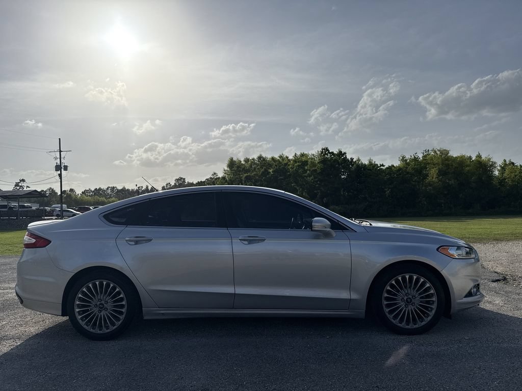 Used 2016 Ford Fusion Titanium FWD image 4