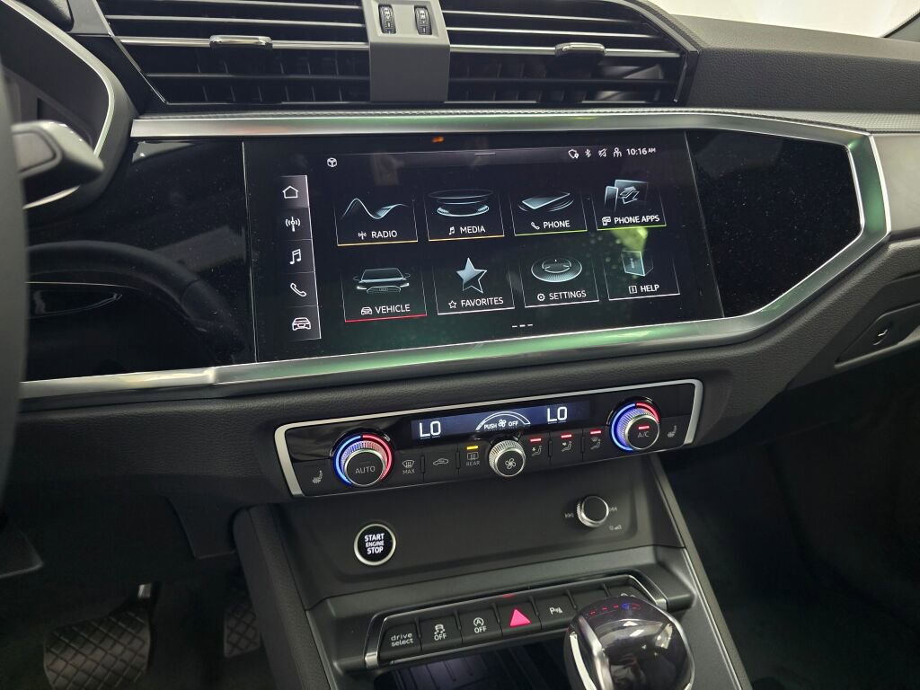 New 2025 Audi Q3 2.0T Premium image 15
