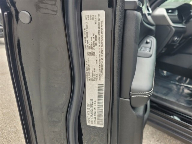 New 2025 Jeep Grand Cherokee Altitude image 20