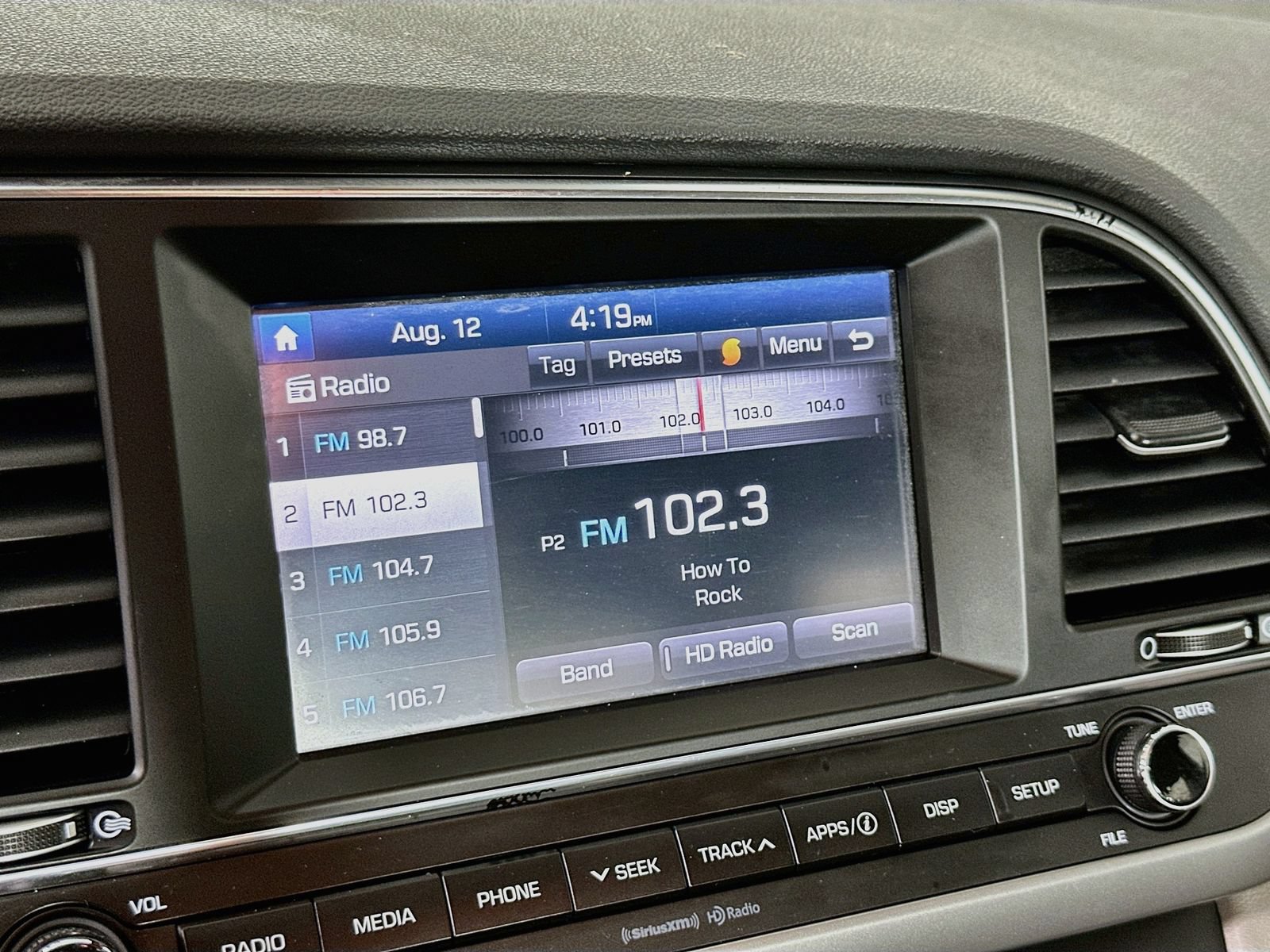Used 2017 Hyundai Elantra SE FWD image 15