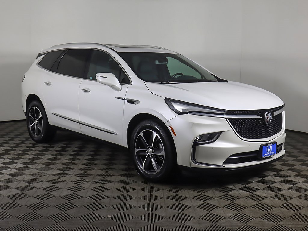 Used 2022 Buick Enclave Essence w/ Experience Buick Package image 2