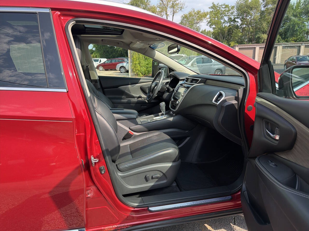 Used 2017 Nissan Murano Platinum w/ Platinum Technology Package AWD/4WD image 32