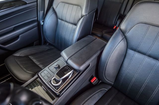 Used 2017 Mercedes-Benz GLS 450 4MATIC image 37