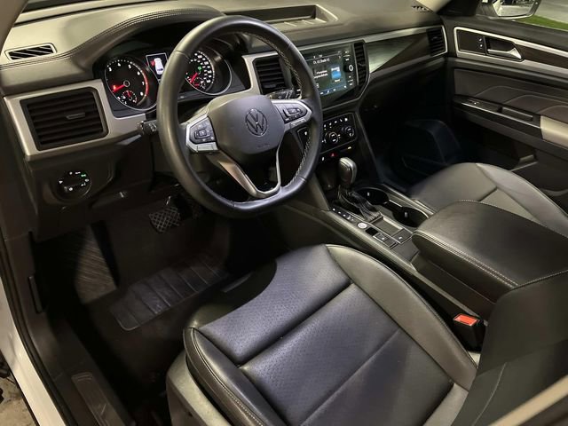 Used 2021 Volkswagen Atlas SE w/ Towing Package image 12