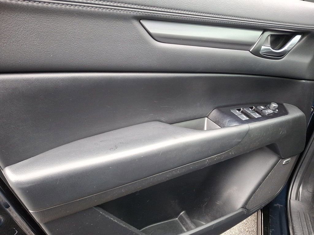 Used 2020 MAZDA CX-5 Touring image 11