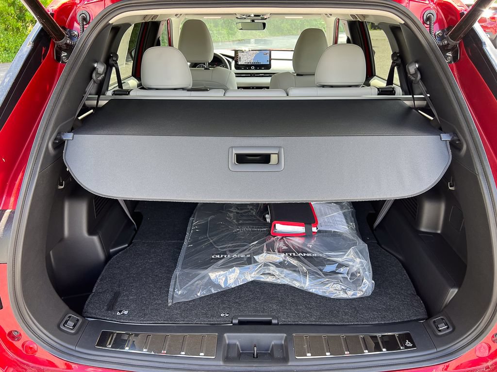 New 2026 Mitsubishi Outlander SE AWD/4WD image 12