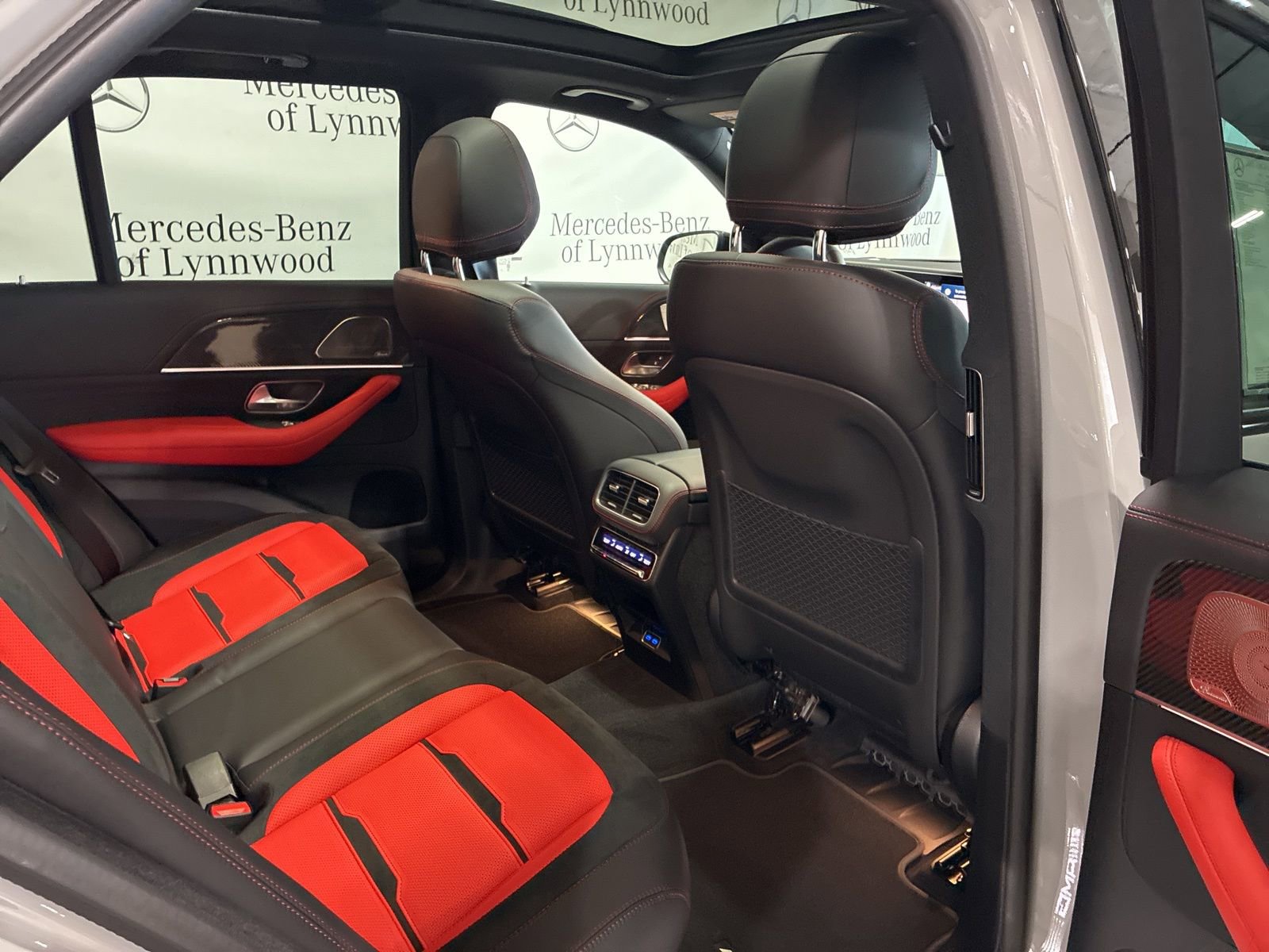 New 2026 Mercedes-Benz GLE 53 AMG 4MATIC image 21