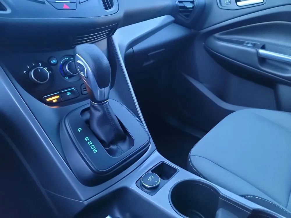 Used 2016 Ford Escape SE image 12