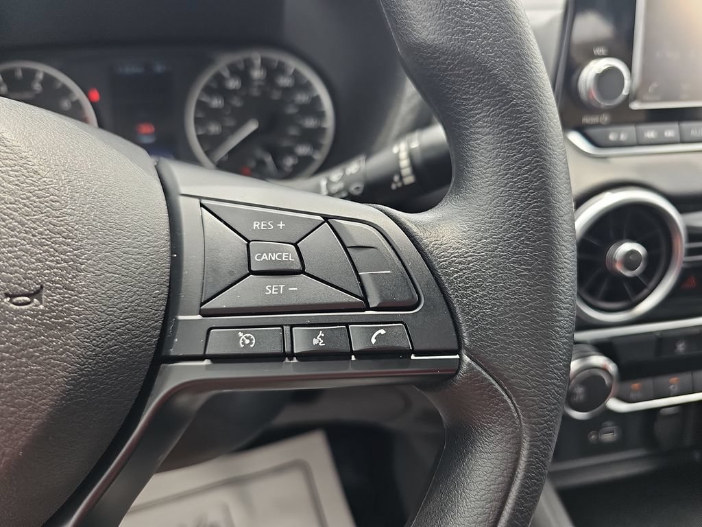 Used 2025 Nissan Sentra S FWD image 18